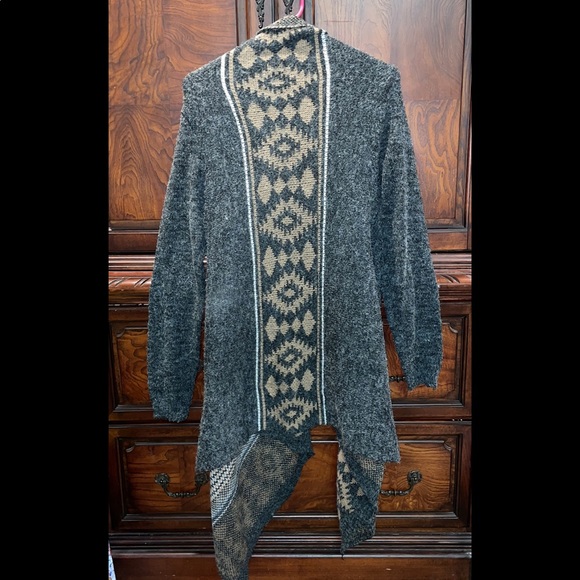 Cardigan - Picture 2 of 2